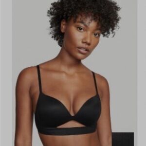 Victoria's Secret Wireless Push-Up Bra